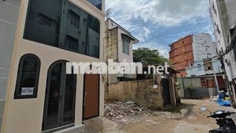 GIÁ HỜI_LÔ ĐẤT NGAY BỆNH VIÊN ĐA KHOA TĐ_XD 4 TẦNG_68TR/m2
