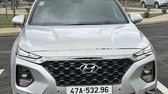 Hyundai Santa Fe 2019 2.4L  AT 4 WD - 63000 km
