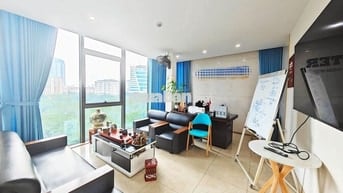 Cho thuê văn phòng Trung Kính 90m2 14tr chia sẵn 2 phòng full nội thất