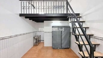 Phòng trọ duplex gác cao mét8 siêu rộng ở khu vực Bốn Xã
