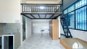 Phòng trọ Duplex ban công đủ nội thất gần Lotte tiện qua Quận 4