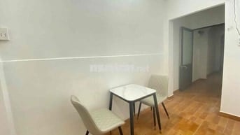 cho thuê căn hộ 1 phòng ngủ tách bếp, phòng ăn, sân phơi ( dưới trệt )