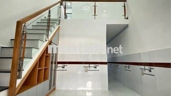 Nhà Đẹp, Xây Mới, Tỉnh Lộ 10, SHR, HXH, 1 tỷ 8 thương lượng !!!