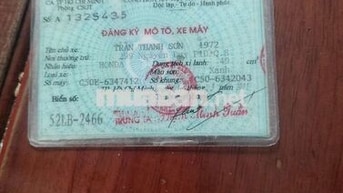 Cần bán chiếc cúp giấy tờ đầy đủ
