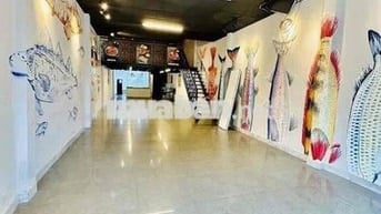 Cho thuê MB trệt lửng suốt rộng 300m3 mặt tiền Phạm Văn Bạch