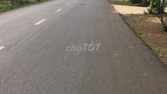  Bán đất 110 m mặt tiền , Trục đường liên xã Kim Long , TP HCM 