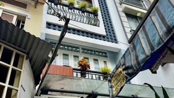 ⭐️Nhà 3 lầu đẹp Cao Cấp cách Mặt tiền Đường Nguyễn Đình Chiểu 30m, P3