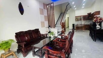 Cho thuê nhà MT Hói Kiểng Hoà Quý NHS 5pn