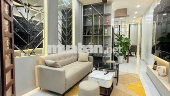 Nhà đẹp ở ngay phố Minh Khai - tặng full nội thất ,giá hợp lý sổ đỏ CC