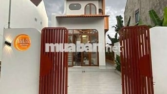 Nhà 1 trệt 1 lầu mới xây full nội thất Phường 8 Vĩnh Long