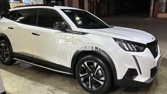 Peugeot 2008 2022 GT Line 1.2 AT - 75000 km