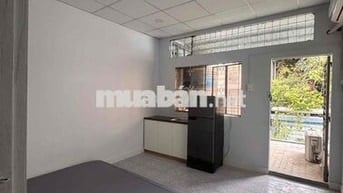 CHO THUÊ CĂN HỘ BAN CÔNG 2PN + 1WC FULL NỘI THẤT NGAY CV LÊ THỊ RIÊNG