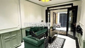 KIM GIANG, 5 TẦNG THANG MÁY, FULL NỘI THẤT, NGÕ THÔNG GẦN PHỐ