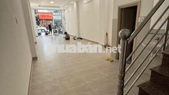Cho thuê nhà mới sửa Nguyễn Trãi Q5, 4x14m, trệt 3 lầu ST, giá 60tr
