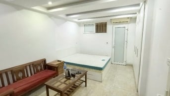 Cho thuê căn hộ tập thể tầng 1 