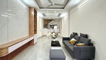 Cần tiền bán gấp nhà Hoàng Hoa Thám, 36m² – giá chỉ 3tỷ5!