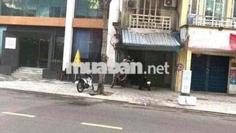 Mặt tiền Yersin, Quận 1(CHO CẢI TẠO LÀM CHDV/ AIRBNB)
