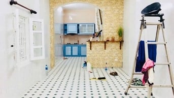 Cho thuê nhà ngõ 218 Tây Sơn, Đống Đa, 40m2x 3 tầng, ô tô đỗ cửa, 