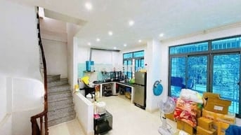 BÁN NHÀ MẶT NGÕ PHẠM VĂN ĐỒNG DT55M2 4T MT 11M GIÁ 13.95 TỶ