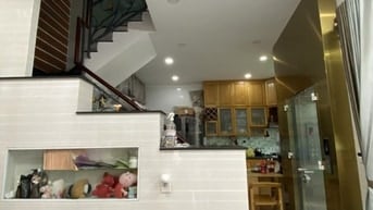 Nhà 2 mặt tiền hẻm 6m có thang máy, gần chợ Phú Lâm Q6, giá 11.99tỷ