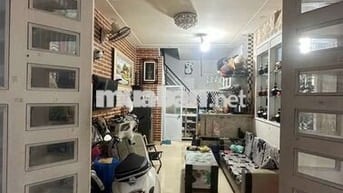 BÁN NHÀ QUANG TRUNG GÒ VẤP  - 20M2 - 2 TẦNG BTCT - GIÁ 2.8 TỶ TL