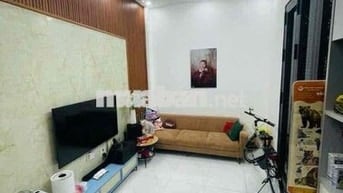 NHÀ HOÀNG HOA THÁM-BA ĐÌNH-LÔ GÓC BA THOÁNG-26M2-5T-5,5 TỶ.