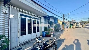 MTKD Hóc Môn. Ngay gần Coopmart HÓC MÔN. 125m2. Chia 2 căn, 10tr/th