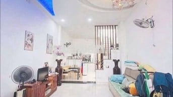NHÀ SẠCH SẼ TRỆT LẦU, 3PN, ĐƯỜNG XE TẢI, GẦN NGÃ TƯ GA
