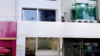 Cần thuê nhà  Quận 1 - Liên hệ 0932628986 Nam Hoàng 