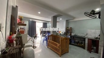 BÁN NHÀ CMT8 Q.10 - DT 52M² VUÔNG VỨC - 2 LẦU KIÊN CỐ - CHỈ 6.2 TỶ TL