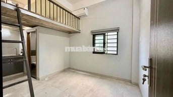 Trống Sẵn Phòng Có Gác Cửa Sổ Trời Nội Thất Cơ Bản Ngay Chợ Cầu