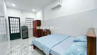 CHDV FULL NỘI THẤT - THANG MÁY, HẦM XE SÁT CẦU CHỮ Y