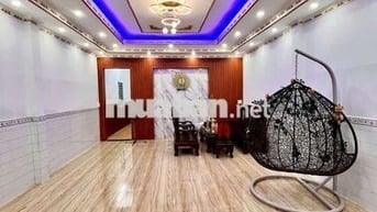 NHÀ ĐẸP 2PH NGỦ NGAY TRƯỜNG HỌC VÀ CHỢ NỮ DÂN CÔNG