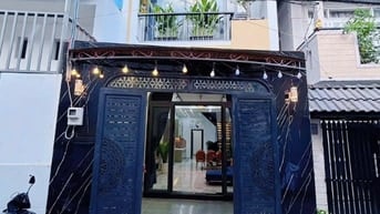 Bán nhà Bình Thạnh đường Hoàng Hoa Thám DT 63m2, SHR giá 2tỷ690tr