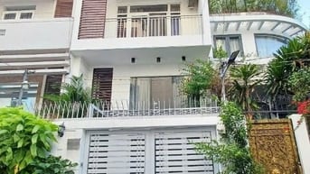 BÁN GẤP NHÀ 85M2 Đường TRẦN QUANG DIỆU, Quận 3 HẺM XE HƠI 6M, SHR