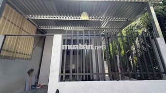 Nhà Cấp 4 Xây Kiên Cố 100m2 Ngay Ngã Ba Tân Kim Sổ Hồng Riêng Còn Bớt
