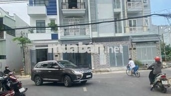 Ana cần bán nhà mặt tiền gần khu đô thị Vạn Phúc
