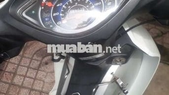Cần tiền bán xe