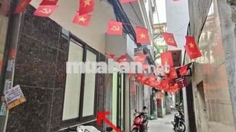 Nhà mặt ngõ 3 gác đua phố Minh Khai , mặt tiền rộng sổ đỏ chính chủ