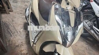 cần bán xe lead 125 màu vàng nâu
