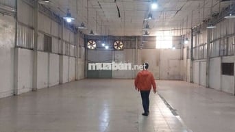 GIÁ RẺ,KHO XƯỞNG 300M² Y HÌNH GIÁ 20TR/T,Đ CÔNG NGAY CẦU THAM LƯƠNG