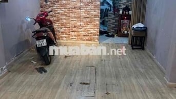 Mặt bằng kinh doanh mặt tiền Nguyễn Đình Chiểu Quận 3