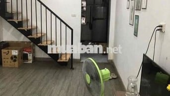 Bán tập thể Đại Mỗ. Dt 105m2, 5n, 2vs. Giá 3.95 tỷ