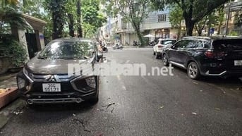 SIÊU PHẨM MẶT PHỐ CẦU GIẤY- 5 TẦNG- VỈA HÈ KHU VỰC SẦM UẤT