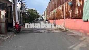 Nhà cho thuê nguyên căn full nội thất có sân đậu xe thoải mái