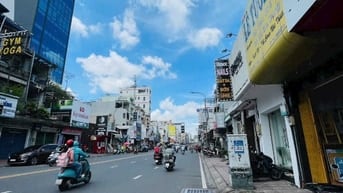 Mặt Tiền Phan Đình Phùng 3x13m.  Vị trí siêu Đẹp giá Tốt nhỉn 10 Tỷ  