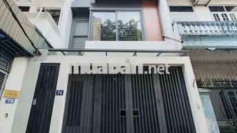 Bán nhà dân xây Ngọc Lâm, ôtô vào nhà,DT 54m2,4 tầng,MT 5m.Giá 11,8 tỷ