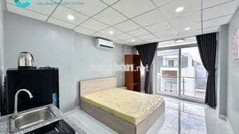 STUDIO BAN CÔNG CỬA SỔ - FULL NỘI THẤT - MÁY GIẶT RIÊNG SÁT CẦU CHỮ Y