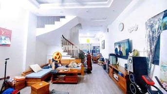 Chính chủ cần bán gấp nhà bắc cầu - 44m2 - 5.4 tỷ