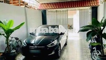Cho thuê nhà đường Lê Hồng Phong, 4PN, sân để ôtô thoải mái